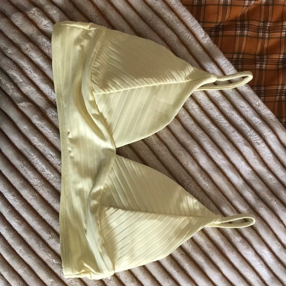 Ribbed Banded Triangle Top - Picture 1 of 2